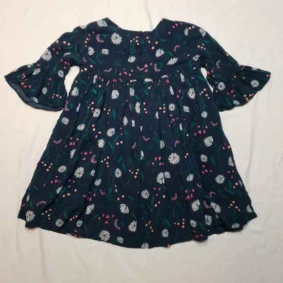 Girls Size 5/6 Lot. - Picture 15 of 16